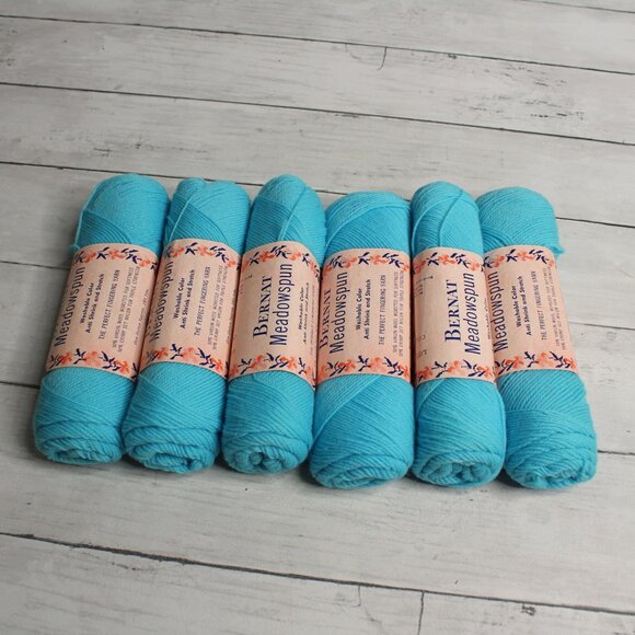 Bernat Vintage Meadowspun Yarn Virgin Wool Worsted Lot 6 Skeins Turquoise - Picture 6 of 6